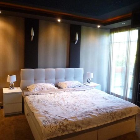 Appartamento Sunny Loft Kecskemét Esterno foto